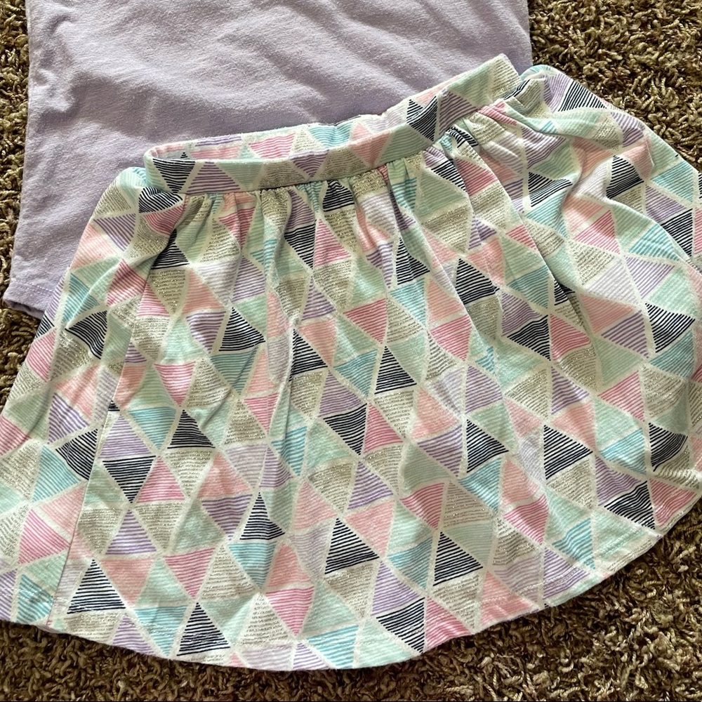Abstract pattern. Skirt. Triangle. Spring colors - Picture 2 of 2